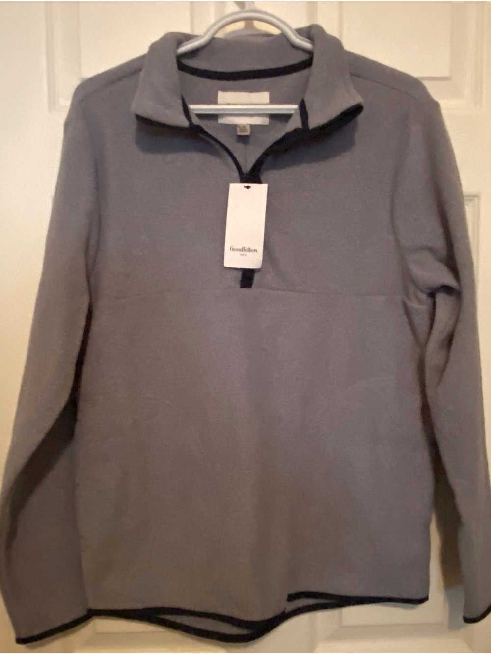 Goodfellow & Co Men’s Light Gray Quarter-Zip Pullover Sweater